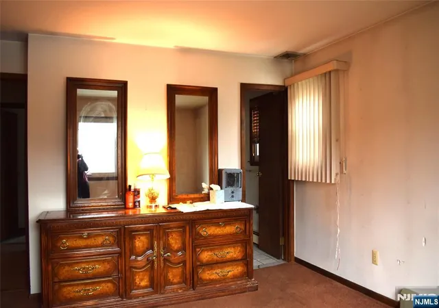 Photo 3 of Single family home for sale at 27 3Rd Ave, Roseland, NJ 07068 | MLS# 26030881 | Listing updated on 2026-09-20
