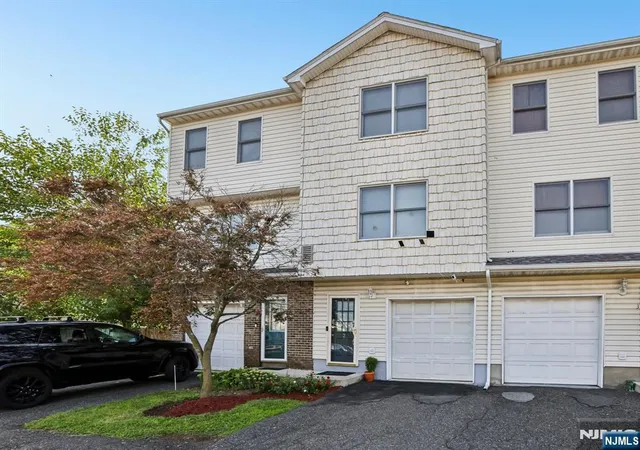 Photo 3 of Sale Pending at 274 Garibaldi Ave #2, Lodi, NJ 07644 | MLS# 26030948 | Listing updated on 2026-09-01