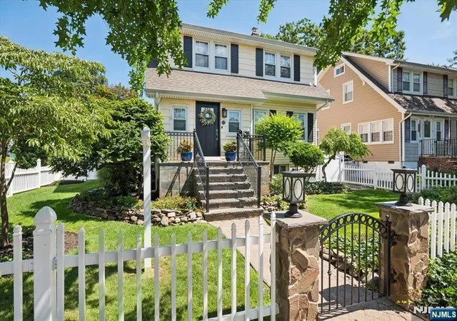 Photo 2 of Sale Pending at 211 Walnut Ave, Bogota, NJ 07603 | MLS# 26030949 | Listing updated on 2026-10-05