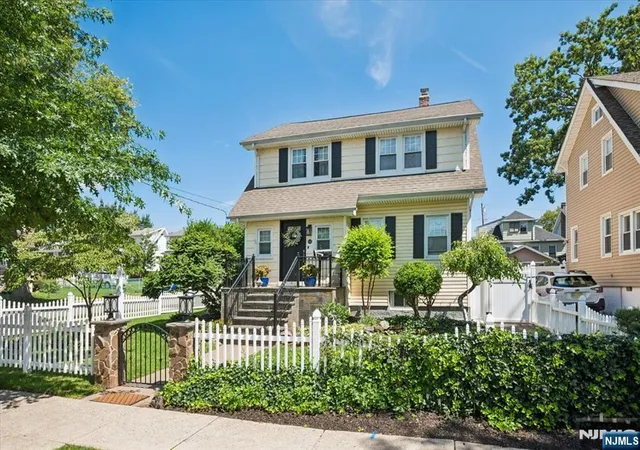 Photo 3 of Sale Pending at 211 Walnut Ave, Bogota, NJ 07603 | MLS# 26030949 | Listing updated on 2026-10-05