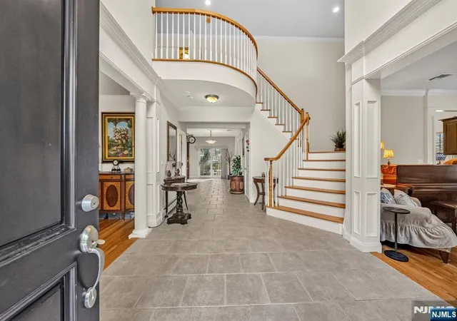 4th image of 1 Alpine Dr, Closter, NJ 07624 | MLS# 26030972