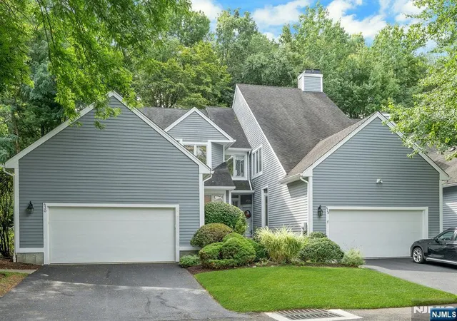 Photo 3 of Sale Pending at 430 Windham Ct #430, Wyckoff, NJ 07481 | MLS# 26031089 | Listing updated on 2026-09-11