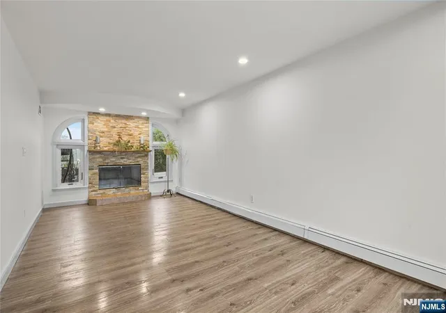 image of 6 Tyler Ct, Clifton, NJ 07012 | MLS# 26031111