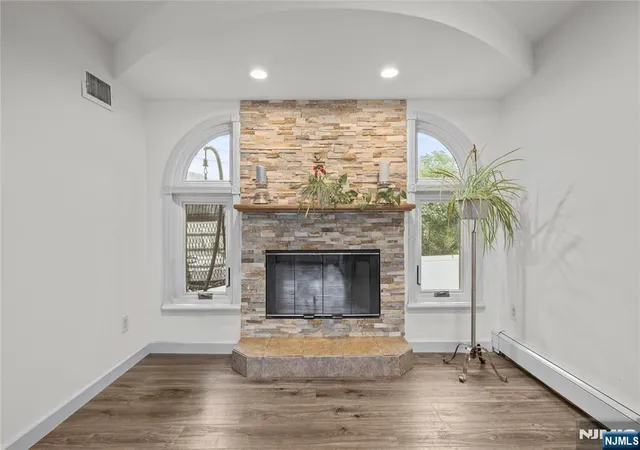 image of 6 Tyler Ct, Clifton, NJ 07012 | MLS# 26031111