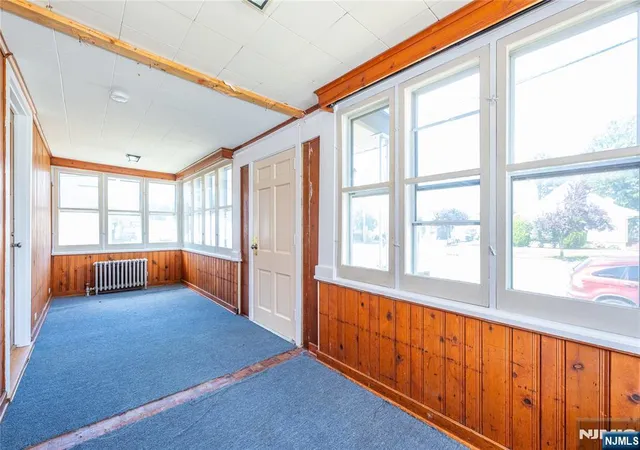 Photo 3 of Single family home for sale at 8 02 Henderson Blvd, Fair Lawn, NJ 07410 | MLS# 26031140 | Listing updated on 2026-09-13