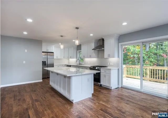 Photo 4 of Townhouse for sale at 5 Stanley, Wanaque, NJ 07465 | MLS# 26031183 | Listing updated on 2026-09-20