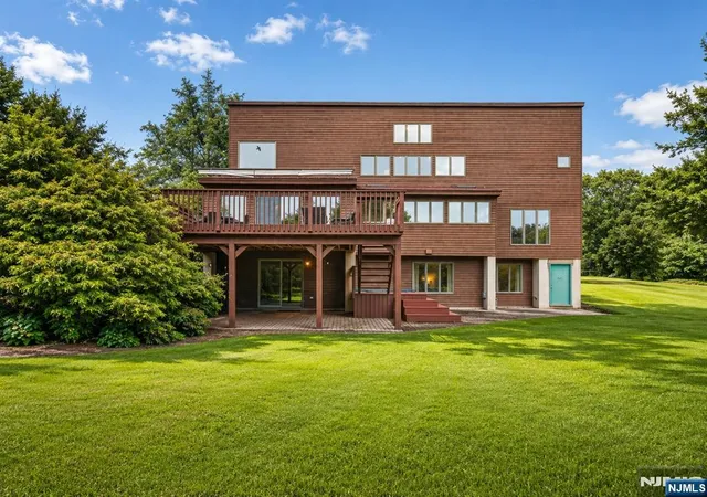3rd image of 439 Rockaway Valley Rd, Boonton Township, NJ 07005 | MLS# 26031211