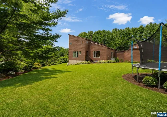 5th image of 439 Rockaway Valley Rd, Boonton Township, NJ 07005 | MLS# 26031211