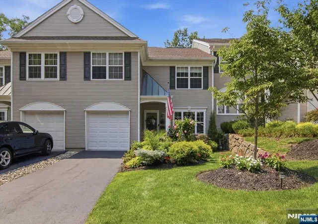 Photo 3 of Sale Pending at 153 Rock Rd, Wayne, NJ 07470 | MLS# 26031260 | Listing updated on 2026-08-25