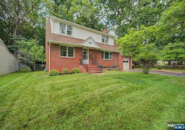 1st image of 27 Oswego Ave, Oakland, NJ 07436 | MLS# 26031298