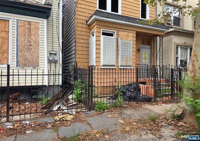 Single family home for sale at 92 Garside St, Newark, NJ 07104 | MLS# 26031332