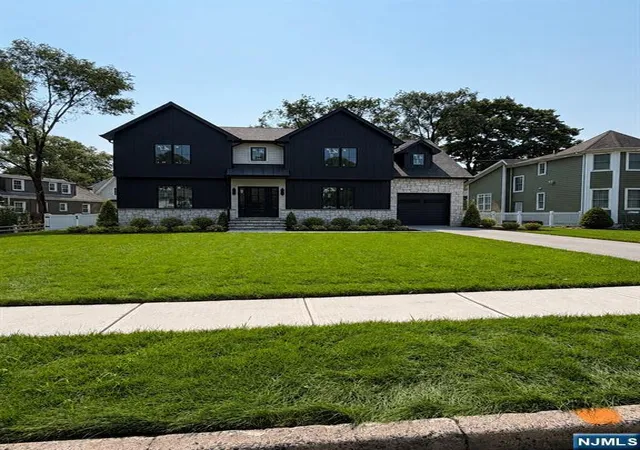Photo 1 of Single family home for sale at 54 Alan Ave, Glen Rock, NJ 07452 | MLS# 26031334 | Listing updated on 2026-08-18