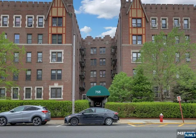 Photo 3 of Condo for sale at 755 Anderson Ave #5i, Cliffside Park, NJ 07010 | MLS# 26031391 | Listing updated on 2026-08-19