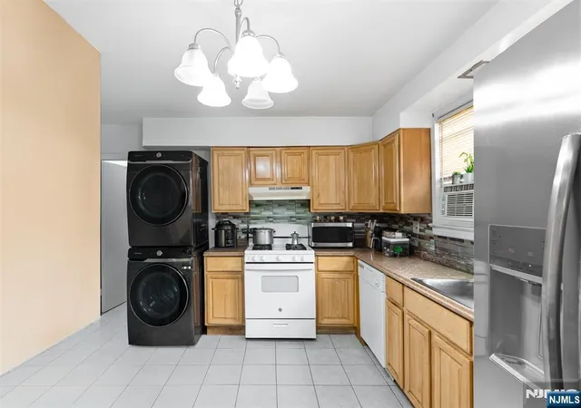 Photo 1 of Multi family home for sale at 555 61st St, West New York, NJ 07093 | MLS# 26031397 | Listing updated on 2026-08-19
