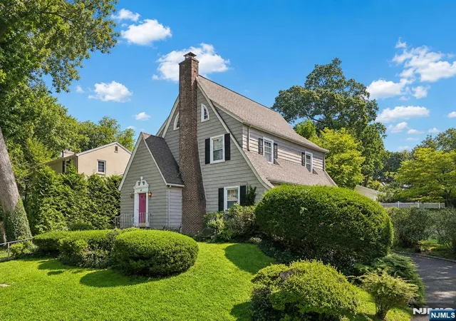 1st image of 61 N Monroe St, Ridgewood, NJ 07450 | MLS# 26031403