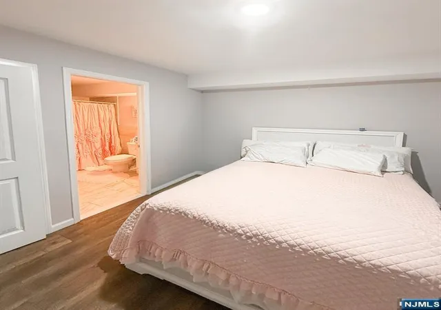 Photo 4 of Sale Pending at 1535 Mount Prospect Ave, Newark, NJ 07104 | MLS# 26031435 | Listing updated on 2026-09-03