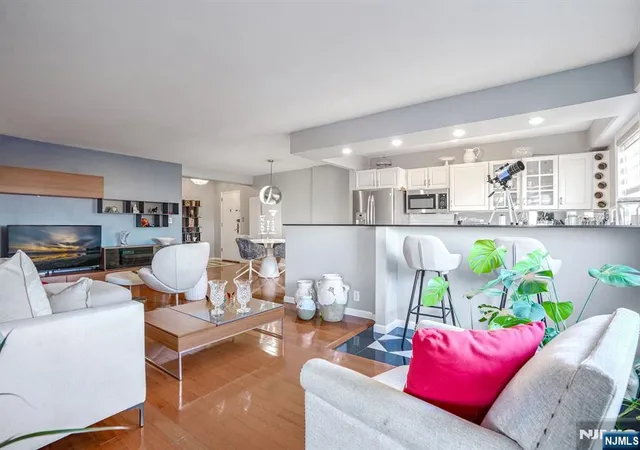 4th image of 8800 Jfk Blvd E #7E, North Bergen, NJ 07047 | MLS# 26031442