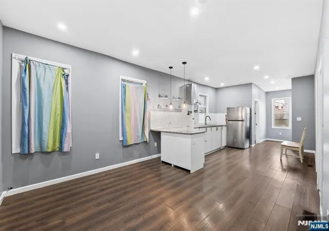 Photo 4 of Multi family home for sale at 487 17Th St, Newark, NJ 07103 | MLS# 26031460 | Listing updated on 2026-09-08