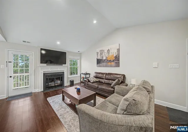 1st image of 3 Juniper Ct, Clifton, NJ 07014