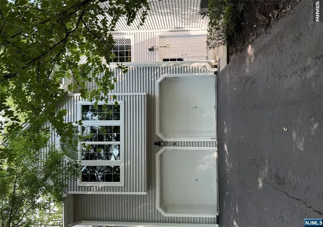 1st image of 22 Bradshaw Ct #B5, Hillsdale, NJ 07642 | MLS# 26031488