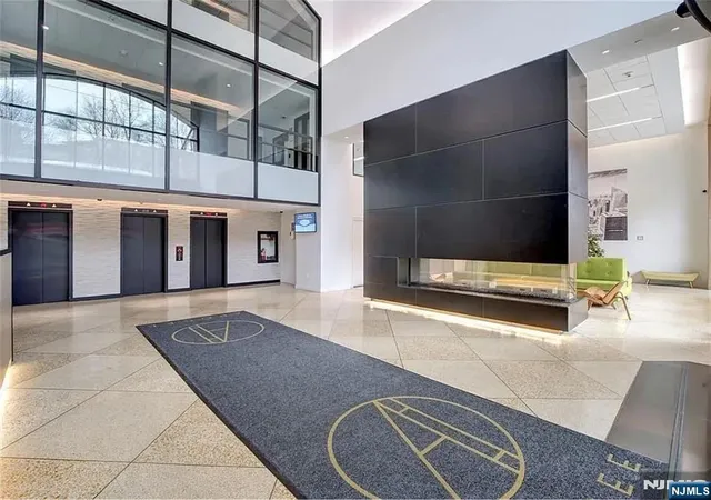 2nd image of 250 Gorge Rd, Cliffside Park, NJ 07010