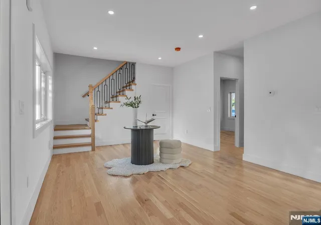 4th image of 206 Columbia St, Wood Ridge, NJ 07075 | MLS# 26031557