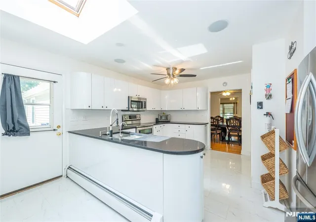 5th image of 335 Elmira Trl, Hopatcong, NJ 07843 | MLS# 26031587
