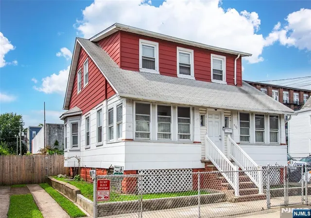 Photo 1 of Single family home for sale at 520 522 Madison Ave, Paterson, NJ 07514 | MLS# 26031611 | Listing updated on 2026-08-31
