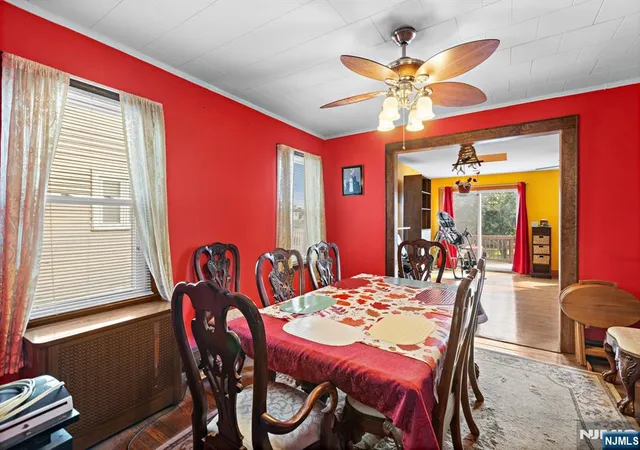 Photo 4 of Single family home for sale at 420 Rutherford Ave, Lyndhurst, NJ 07071 | MLS# 26031689 | Listing updated on 2026-09-16