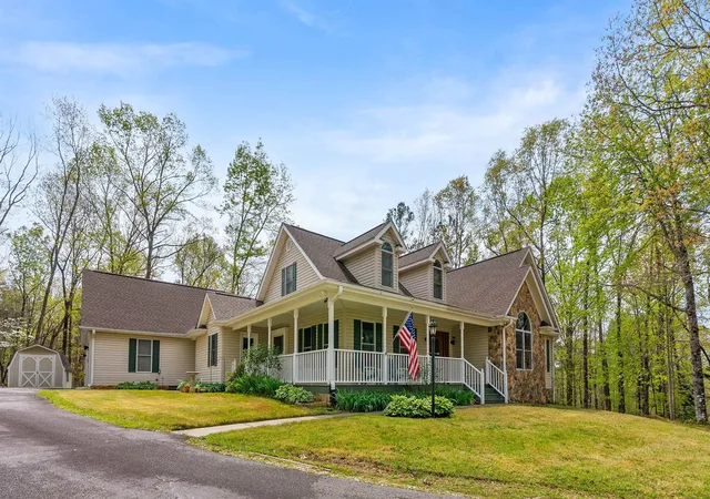 1st image of 116 Dorothy Ln, Pickens, SC 29671 | MLS# SPN322478