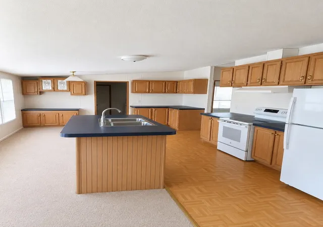 Photo 3 of Manufactured home for sale at 568 Quail Crk Rd, Inman, SC 29349 | MLS# SPN329451 | Listing updated on 2026-08-22