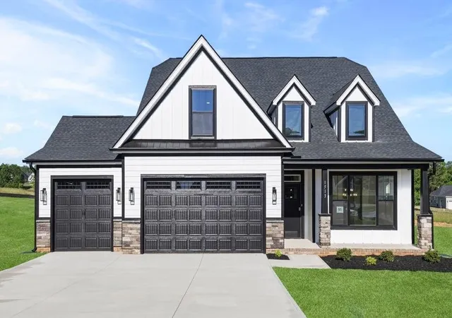 Photo 1 of Sale Pending at 1513 Delhaven Ct, Campobello, SC 29322 | MLS# SPN330490 | Listing updated on 2026-08-13