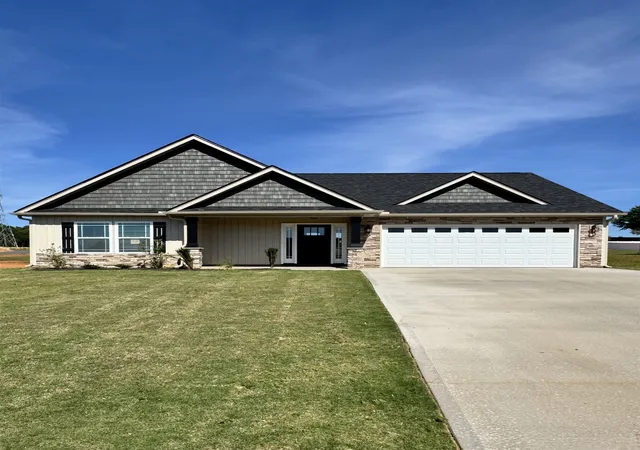Photo 1 of Single family home for sale at 120 Crooked Tree Dr, Gaffney, SC 29341 | MLS# SPN330625 | Listing updated on 2026-08-11