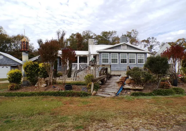 Photo 1 of Single family home for sale at 850 Springdale Rd, Cowpens, SC 29330 | MLS# SPN330700 | Listing updated on 2026-07-27
