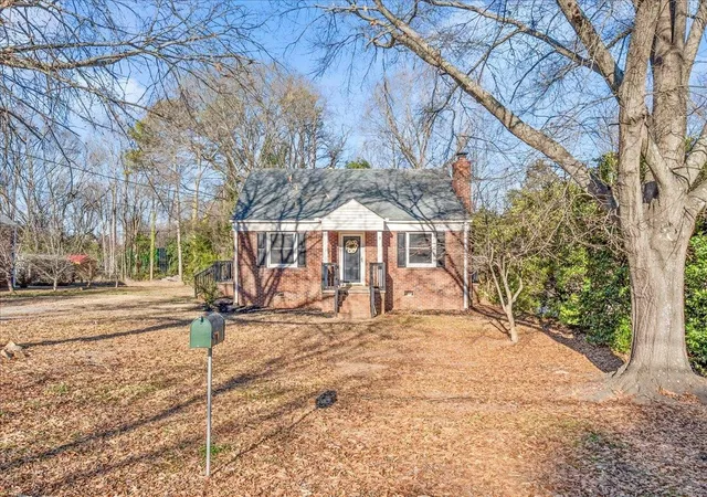 2nd image of 712 Florence St, Gaffney, SC 29340 | MLS# SPN332659