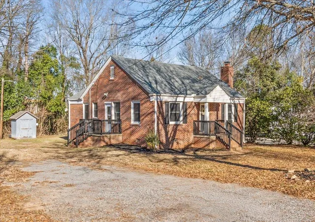 4th image of 712 Florence St, Gaffney, SC 29340 | MLS# SPN332659