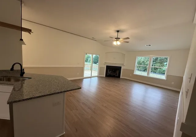 Photo 3 of Single family home for sale at 514 Davis Ln, Inman, SC 29349 | MLS# SPN333716 | Listing updated on 2026-08-05