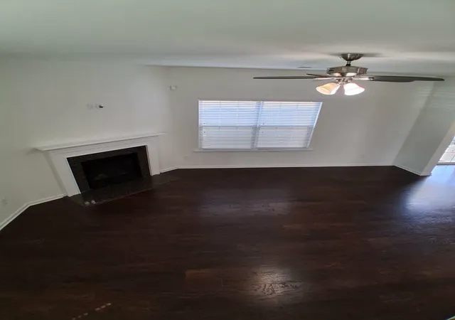 Photo 4 of Single family home for sale at 581 Friar Park Ln, Lyman, SC 29365 | MLS# SPN334141 | Listing updated on 2026-08-03