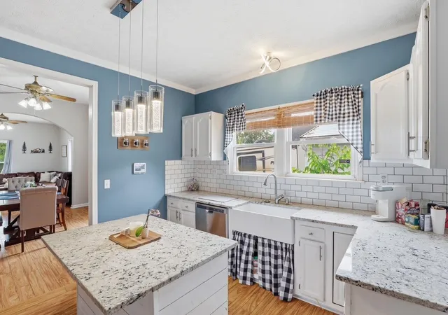 Photo 3 of Single family home for sale at 4 Front St, Spartanburg, SC 29301 | MLS# SPN336508 | Listing updated on 2026-08-05