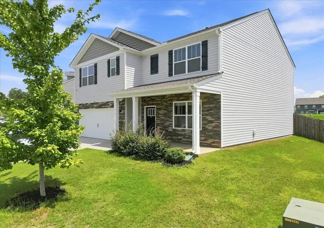 Photo 2 of Single family home for sale at 5192 Pratt Dr, Boiling Springs, SC 29316 | MLS# SPN337004 | Listing updated on 2026-08-15
