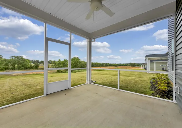 Photo 4 of Sale Pending at 1101 Ogeechee Ct, Spartanburg, SC 29303 | MLS# SPN337333 | Listing updated on 2026-08-20