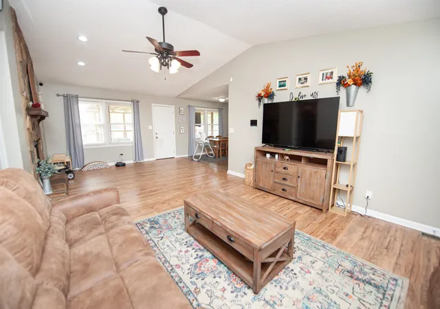 Photo 4 of Single family home for sale at 107 Cauthen Ct, Moore, SC 29369 | MLS# SPN337374 | Listing updated on 2026-08-26
