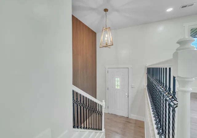 Photo 2 of Sale Pending at 1 W Golden Strip Dr, Mauldin, SC 29662 | MLS# SPN338798 | Listing updated on 2026-08-01