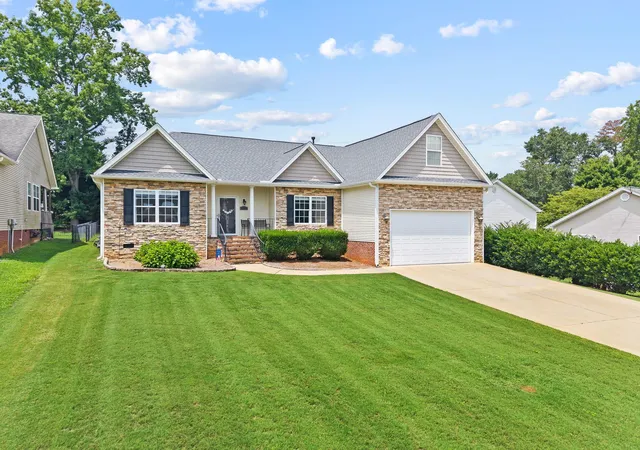 Photo 2 of Single family home for sale at 414 Landstone Ter, Boiling Springs, SC 29316 | MLS# SPN339209 | Listing updated on 2026-08-26