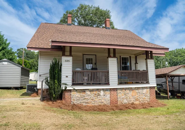 Photo 2 of Sale Pending at 325 Stone St, Pacolet, SC 29372 | MLS# SPN339240 | Listing updated on 2026-08-09
