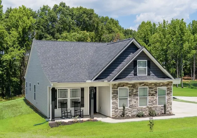 Photo 1 of Sale Pending at 1015 Piedmont Rd, Chesnee, SC 29323 | MLS# SPN339337 | Listing updated on 2026-08-15