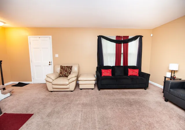 Photo 3 of Sale Pending at 1470 Dover Rd, Spartanburg, SC 29301 | MLS# SPN339458 | Listing updated on 2026-09-26