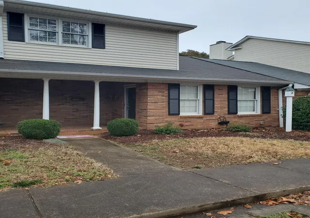 Photo 1 of Townhouse for sale at 52 Somersett Dr, Spartanburg, SC 29301 | MLS# SPN339464 | Listing updated on 2026-07-17