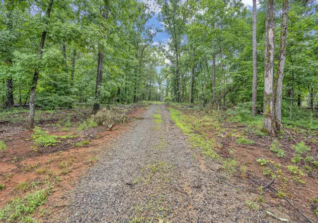 Photo 3 of Manufactured home for sale at 850 Bud Arthur Brg Rd, Cowpens, SC 29330 | MLS# SPN339465 | Listing updated on 2026-08-26