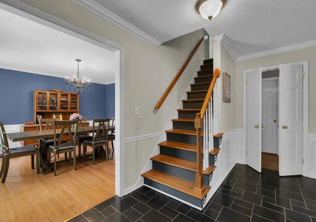 Photo 3 of Single family home for sale at 210 Heathwood Dr, Spartanburg, SC 29307 | MLS# SPN339479 | Listing updated on 2026-08-14
